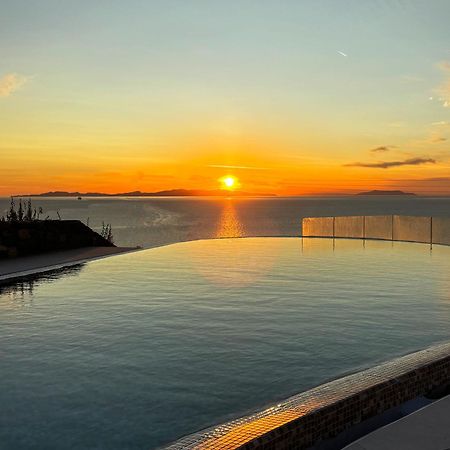 White Rock Suites & Villas Houlakia  Bagian luar foto