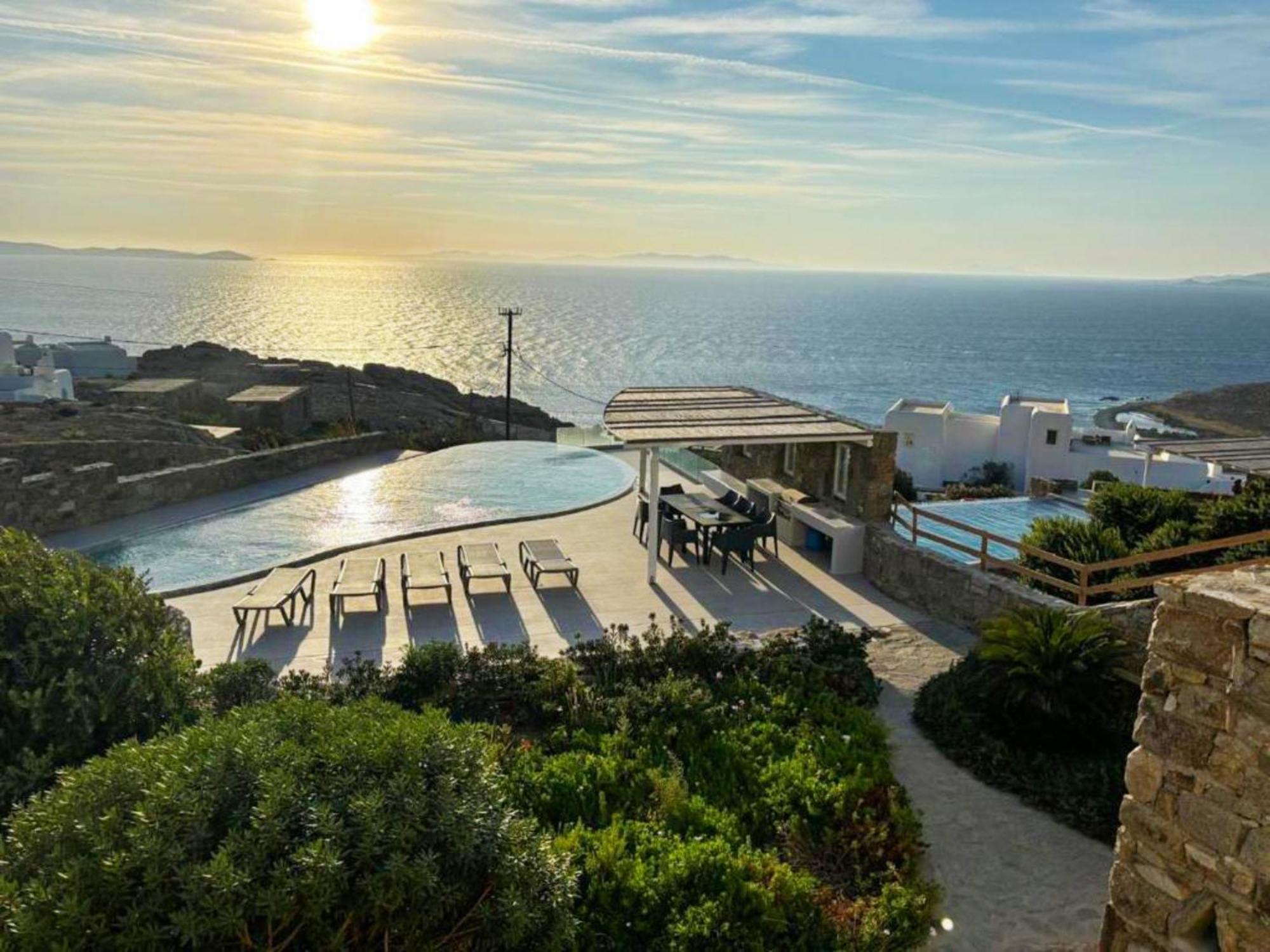 White Rock Suites & Villas Houlakia  Bagian luar foto