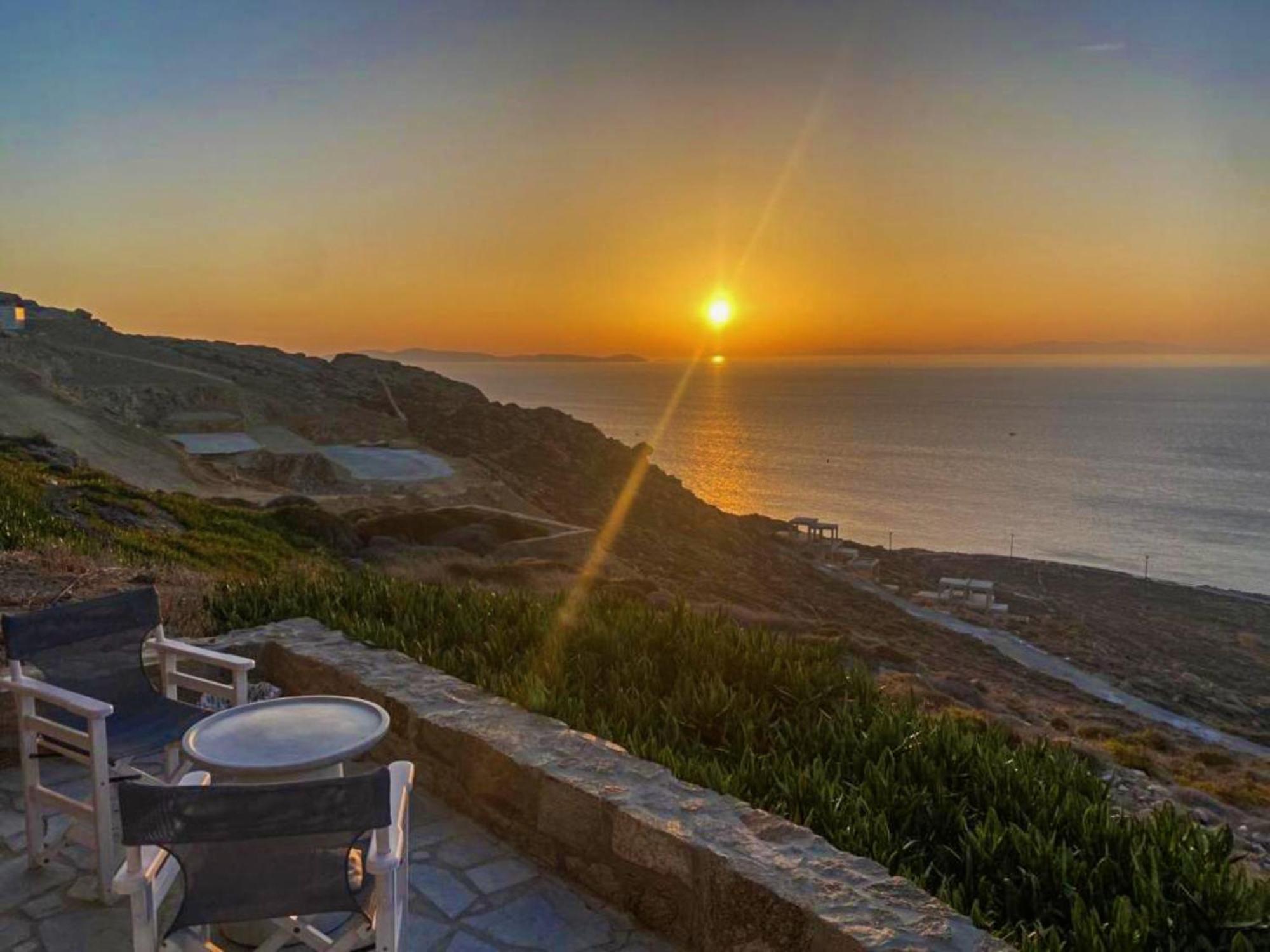 White Rock Suites & Villas Houlakia  Bagian luar foto