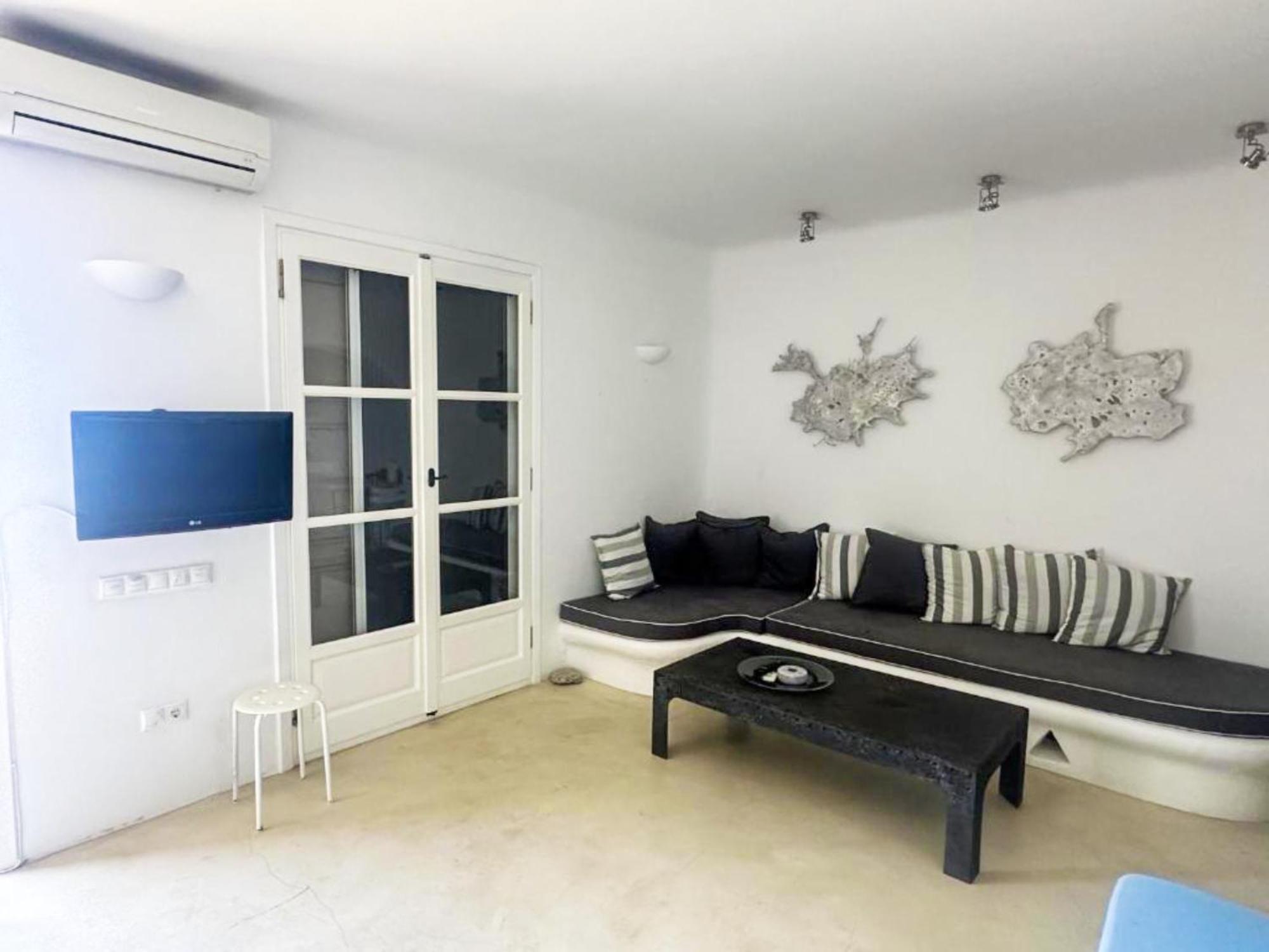 White Rock Suites & Villas Houlakia  Bagian luar foto