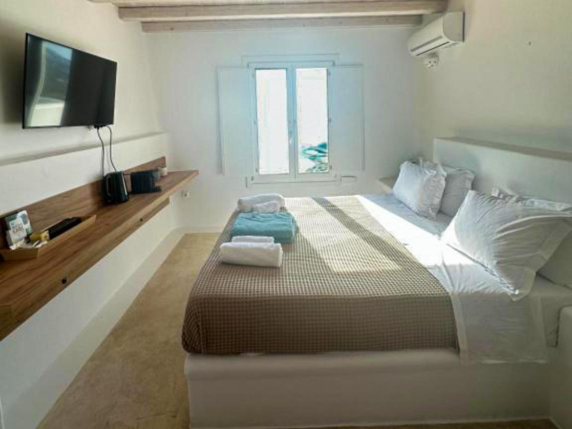 White Rock Suites & Villas Houlakia  Bagian luar foto