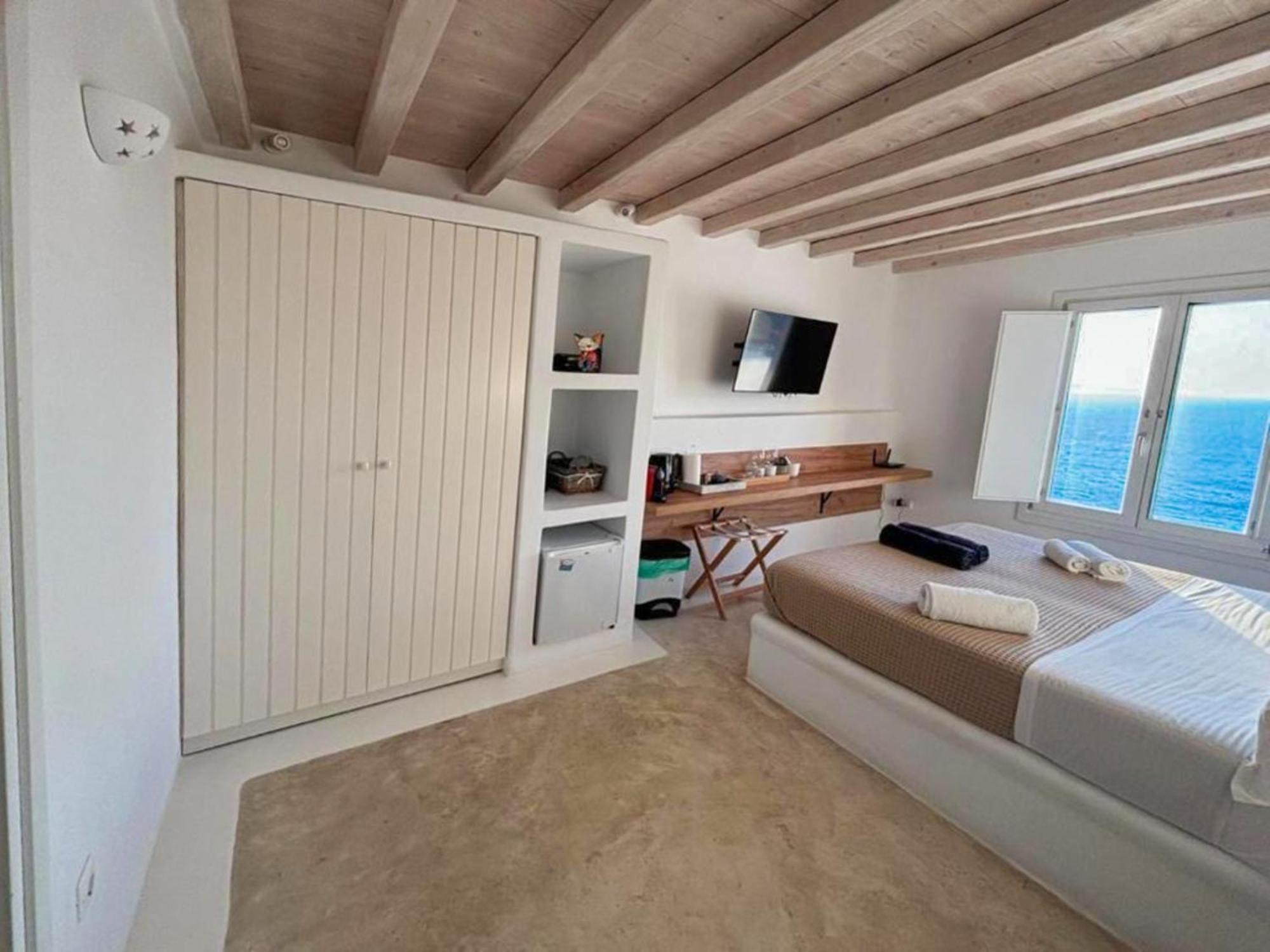 White Rock Suites & Villas Houlakia  Bagian luar foto