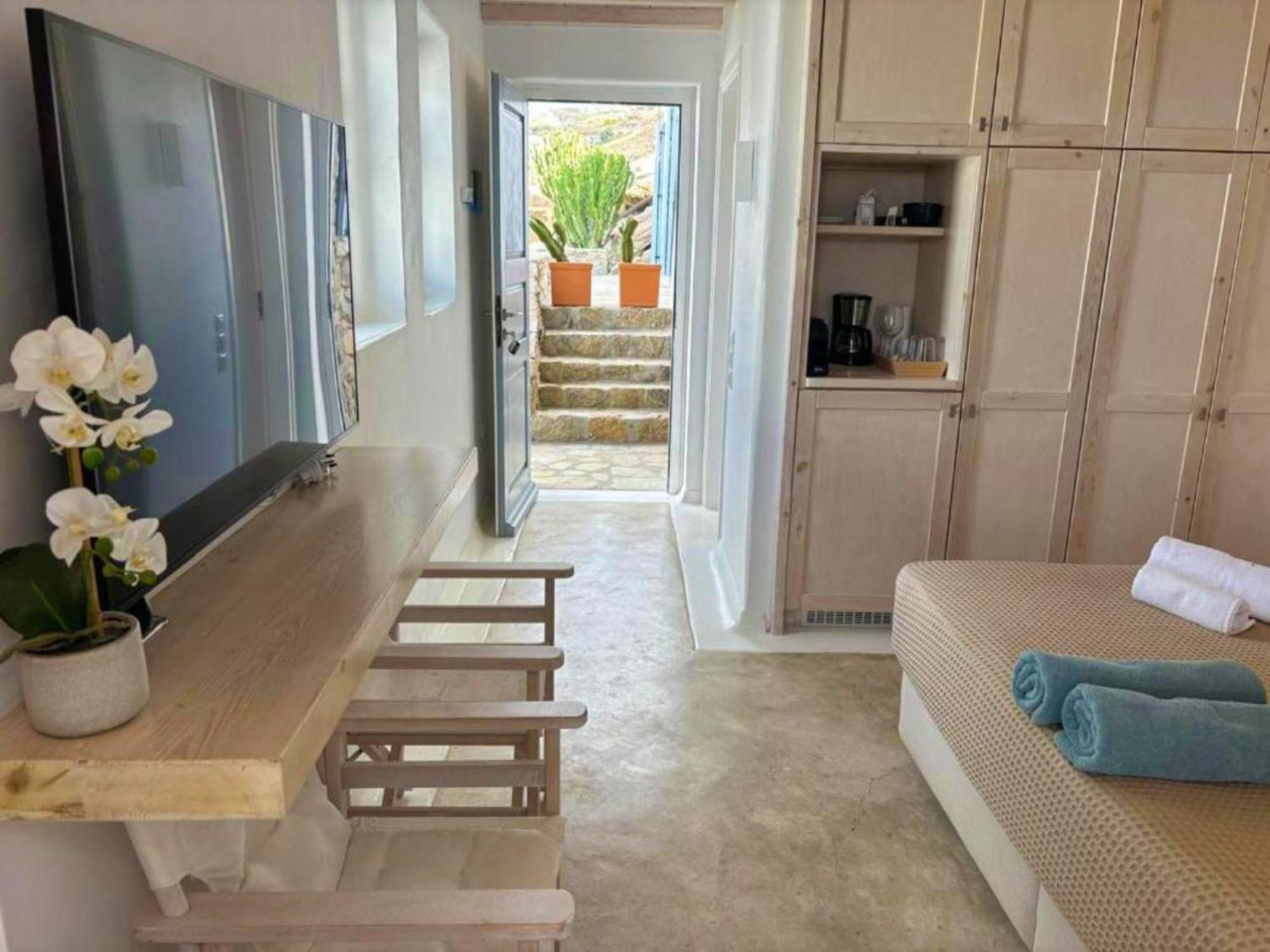 White Rock Suites & Villas Houlakia  Bagian luar foto